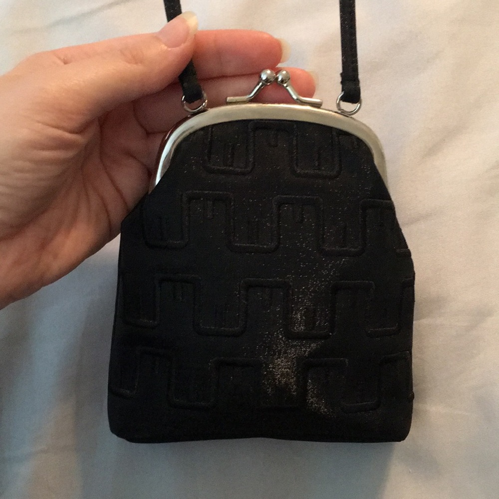Milano Silky Glittery Night-Out Wristlet - Picture 5 of 17